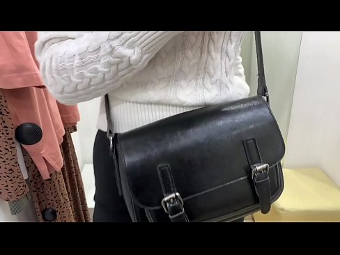 ❤️ Nuoren nartun FeralBerryn julkinen itsetyydytys dildolla sovituskopissa ❤️ Pornovideo at us fi.mrpornogratis.ru ❌